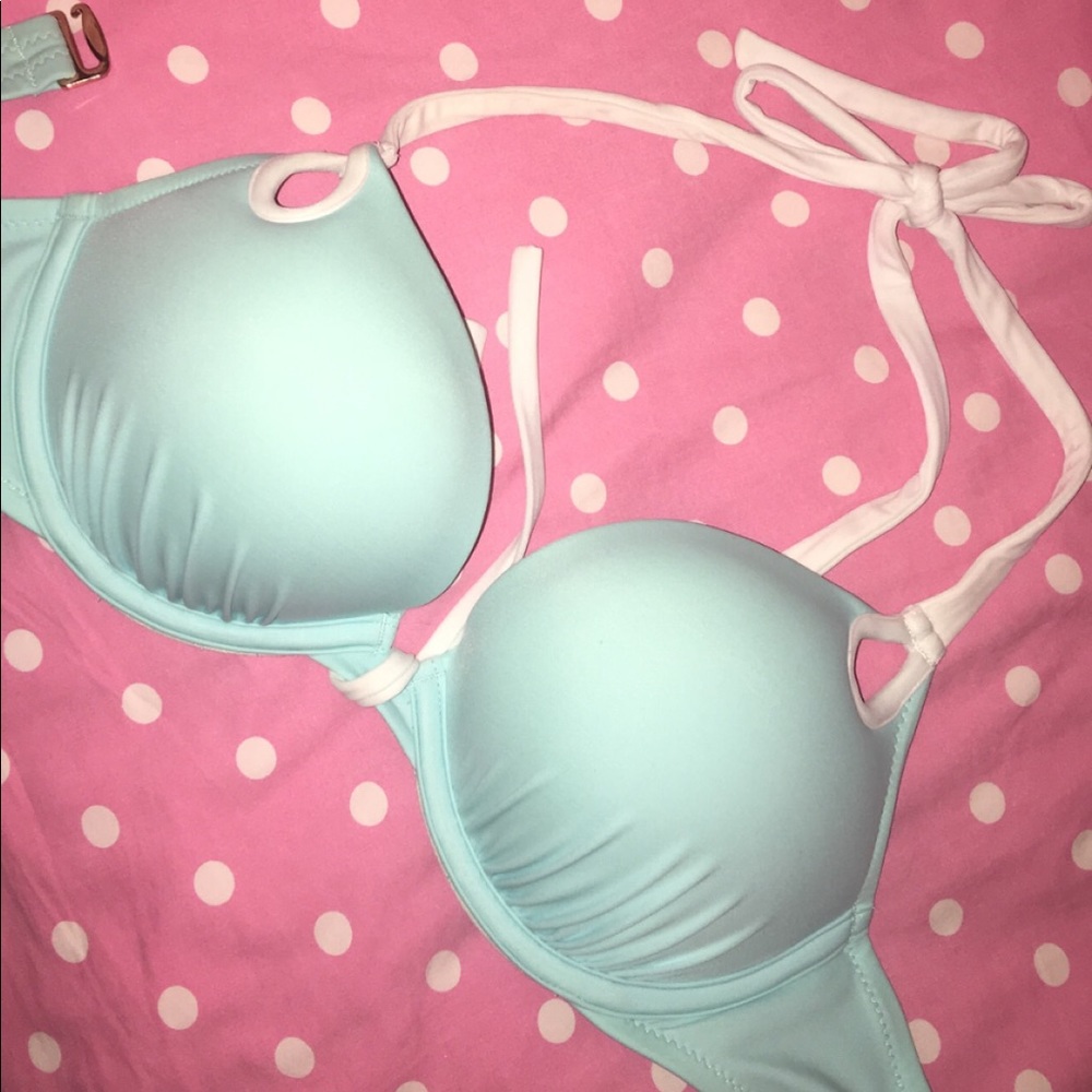 VICTORIA’S SECRET LIGHT BLUE BIKINI TOP PUSH UP
